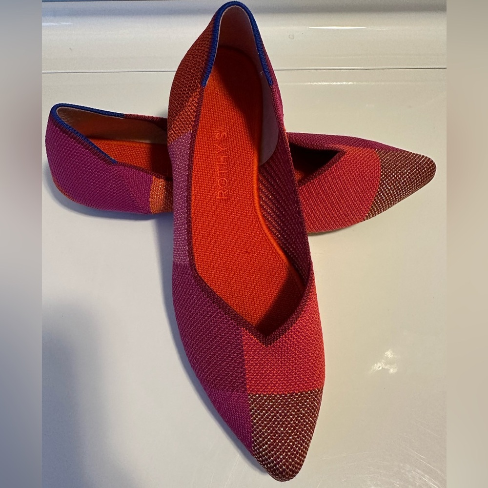 Rothy's Metallic Pomegranate Points; GUC Size 9